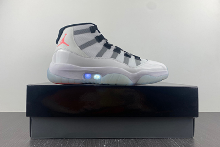 air jordan 11 adapt 