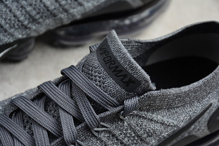 nike women air vapormax flyknit 2.0 dark grey 942843-002